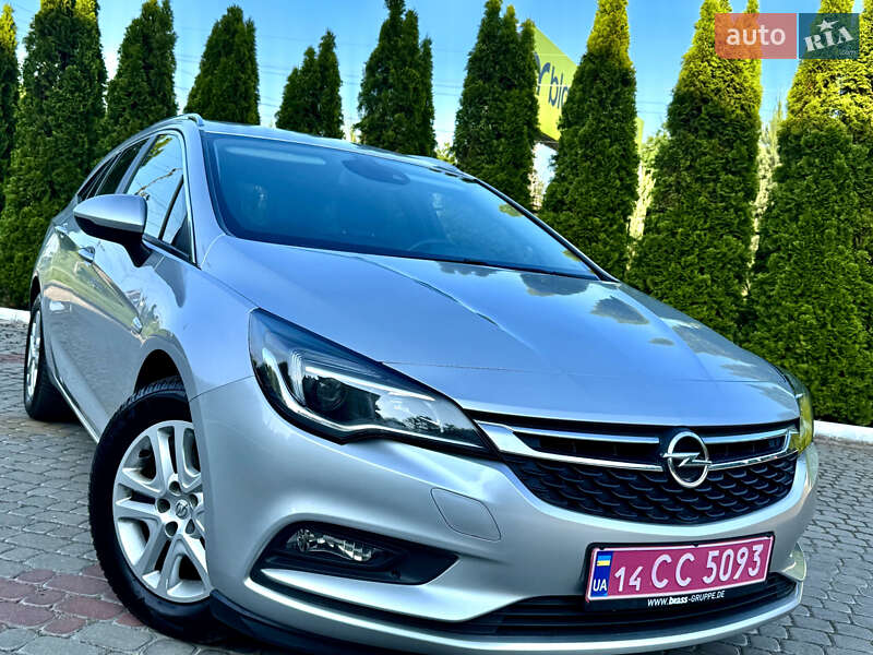 Универсал Opel Astra 2018 в Трускавце