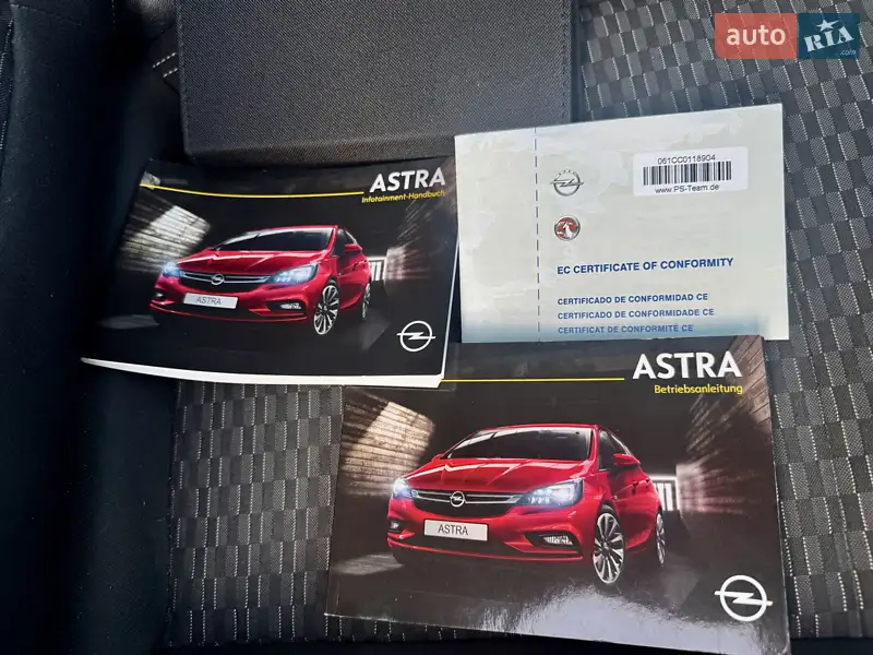Универсал Opel Astra 2018 в Трускавце документ