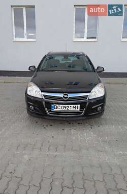 Универсал Opel Astra 2009 в Львове