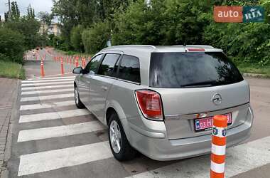 Универсал Opel Astra 2009 в 