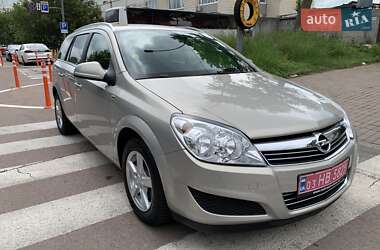 Универсал Opel Astra 2009 в 