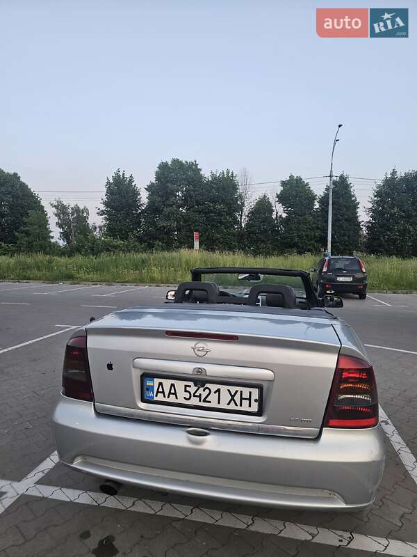 Кабріолет Opel Astra 2003 в Києві