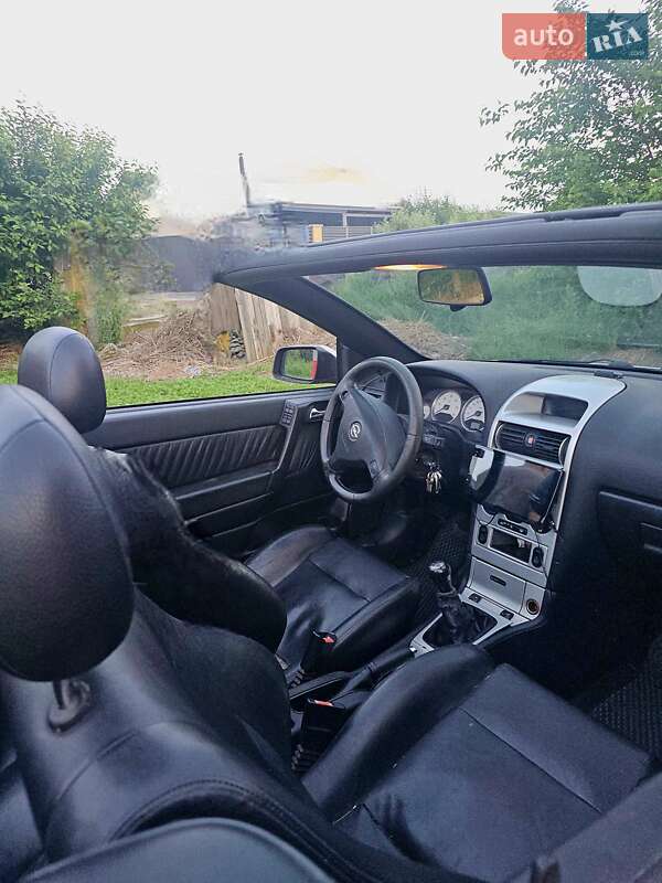 Кабріолет Opel Astra 2003 в Києві