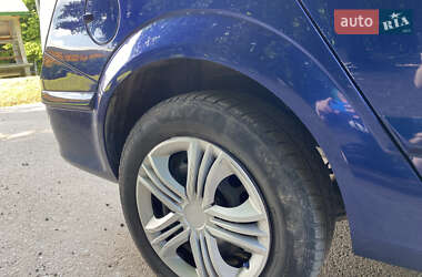 Универсал Opel Astra 2005 в 