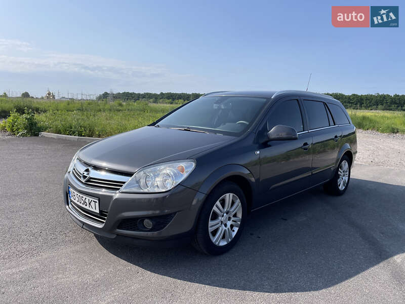 Opel Astra 2010