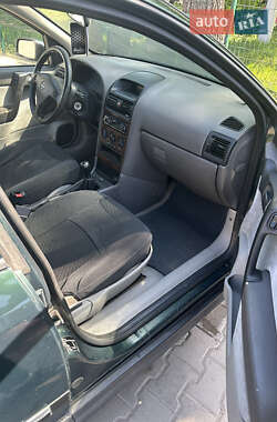 Универсал Opel Astra 1999 в 