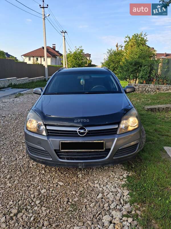 Универсал Opel Astra 2005 в Тернополе