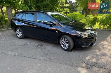 Универсал Opel Astra 2022 в 