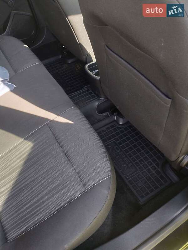 Хэтчбек Opel Astra 2011 в Радехове