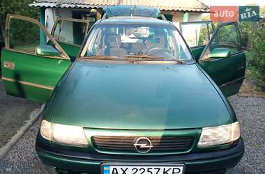 Універсал Opel Astra 1996 в Охтирці
