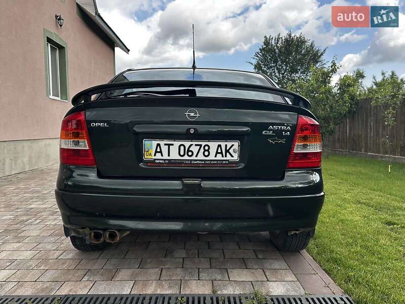 Хэтчбек Opel Astra 2003 в Ивано-Франковске