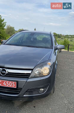 Универсал Opel Astra 2008 в 