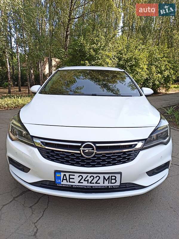 Универсал Opel Astra 2017 в Кривом Роге