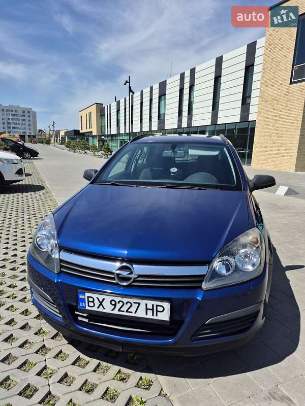 Универсал Opel Astra 2006 в Хмельницком