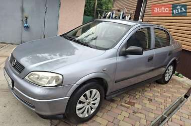 Седан Opel Astra 2008 в Конотопе