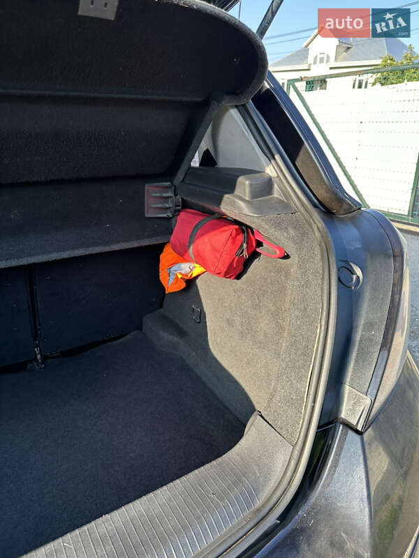 Хэтчбек Opel Astra 2007 в Черновцах