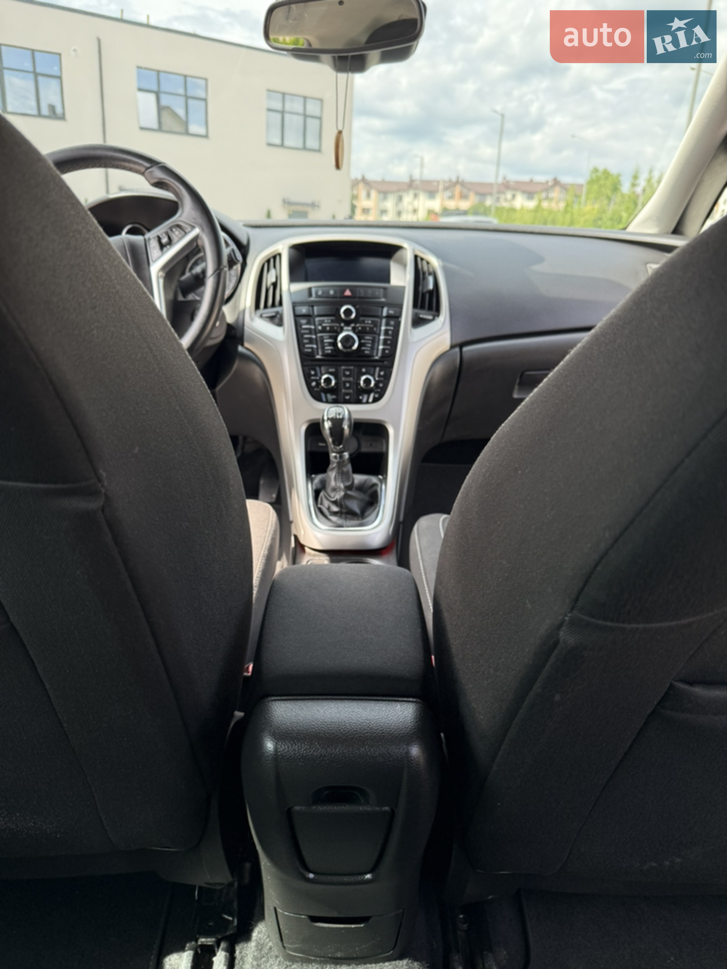 2011 Opel Astra - мініатюра 21