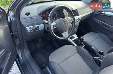 Универсал Opel Astra 2009 в 