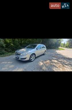 Универсал Opel Astra 2007 в Кременце