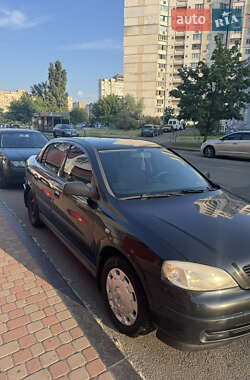Седан Opel Astra 2008 в 
