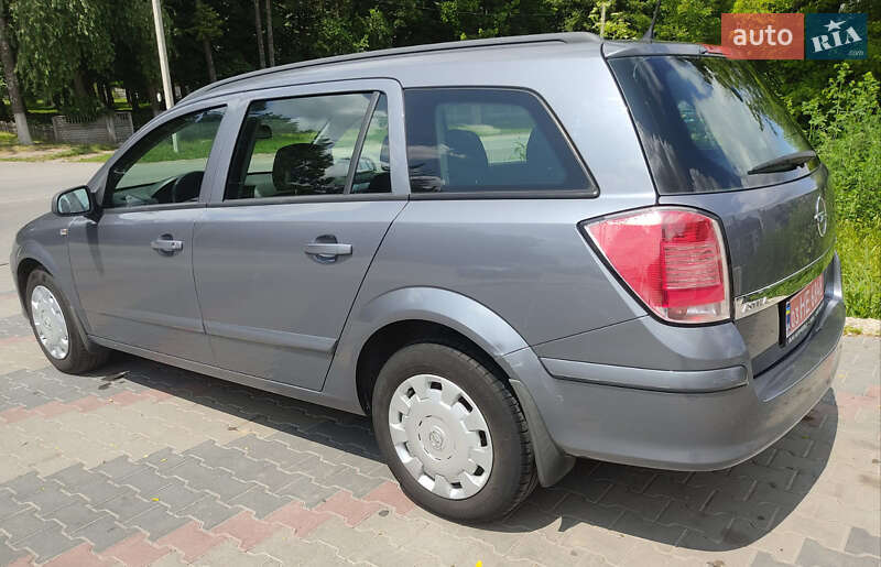 Универсал Opel Astra 2006 в Виннице