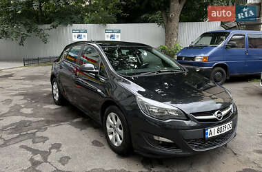 Хэтчбек Opel Astra 2015 в Киеве