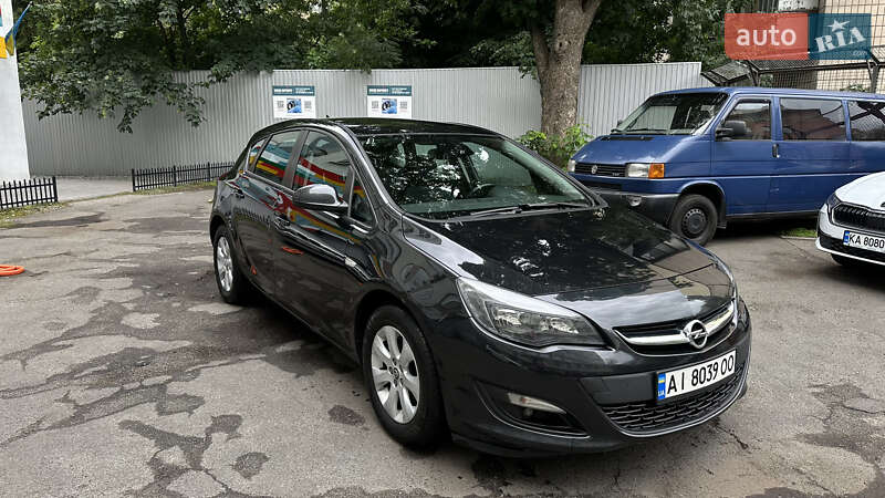 Opel Astra 2015