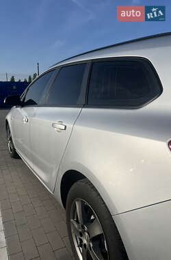 Универсал Opel Astra 2011 в 