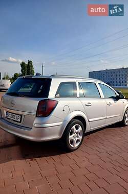 Універсал Opel Astra 2007 в Нетішині