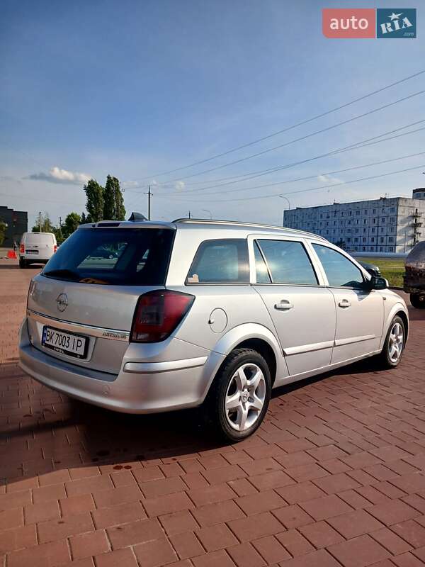 Opel Astra 2007