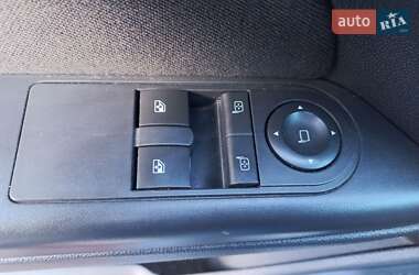 Універсал Opel Astra 2011 в 