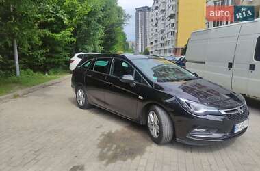 Универсал Opel Astra 2017 в Львове
