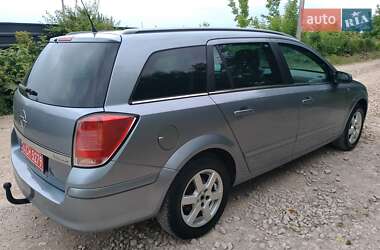 Универсал Opel Astra 2006 в 