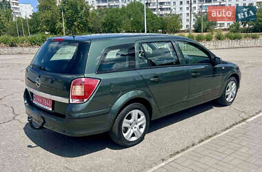 Универсал Opel Astra 2010 в Запорожье