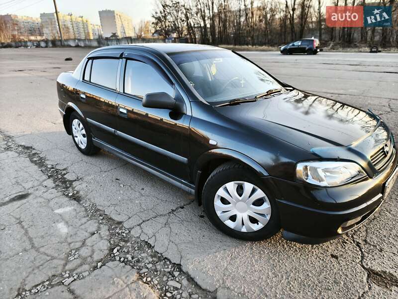 Opel Astra 2007
