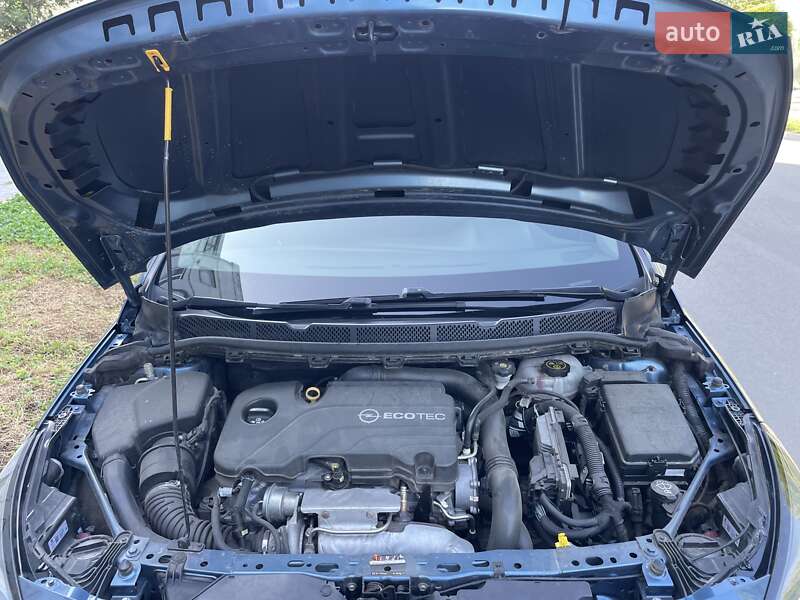 Универсал Opel Astra 2016 в Ананьеве фото 12 Универсал Opel Astra 2016 в Ананьеве