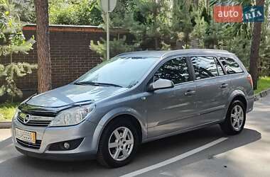 Універсал Opel Astra 2008 в Києві