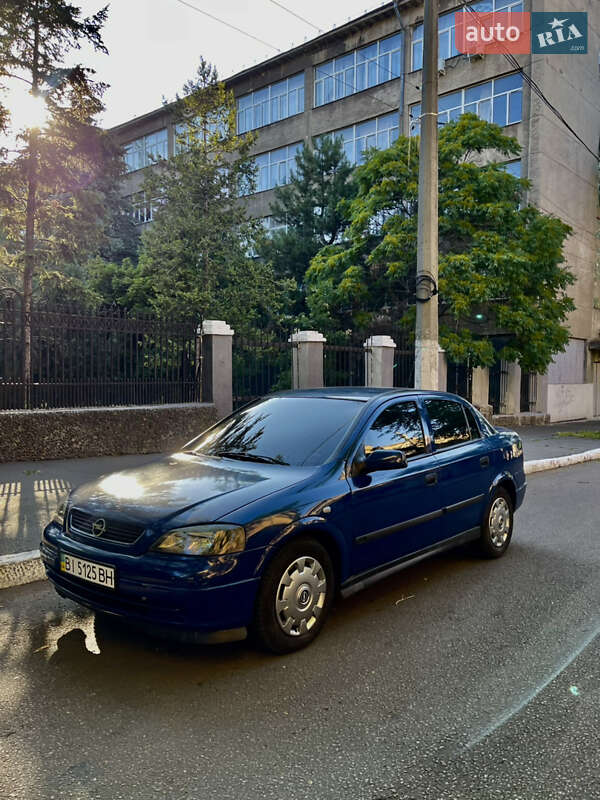 Opel Astra 2003