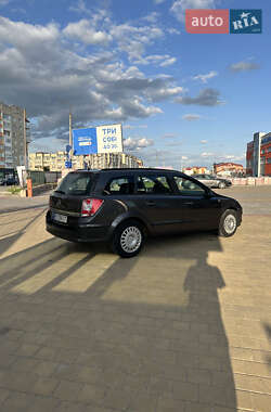 Универсал Opel Astra 2009 в 