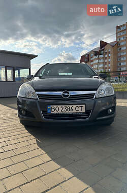 Универсал Opel Astra 2009 в 