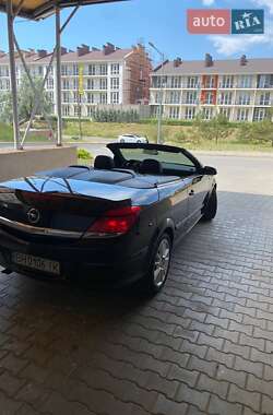 Кабриолет Opel Astra 2006 в 