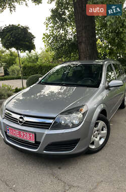Универсал Opel Astra 2005 в 