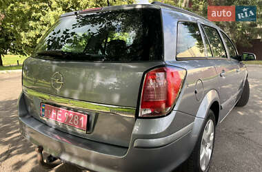Универсал Opel Astra 2005 в 