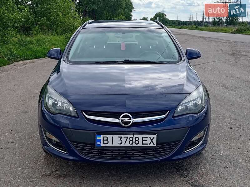 Opel Astra 2013