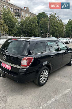 Универсал Opel Astra 2007 в 