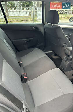 Универсал Opel Astra 2007 в 