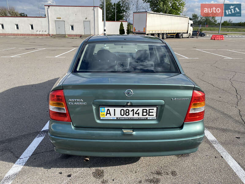 Седан Opel Astra 2007 в Киеве