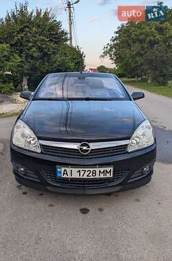 Кабриолет Opel Astra 2008 в 