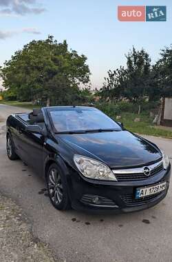Кабриолет Opel Astra 2008 в 