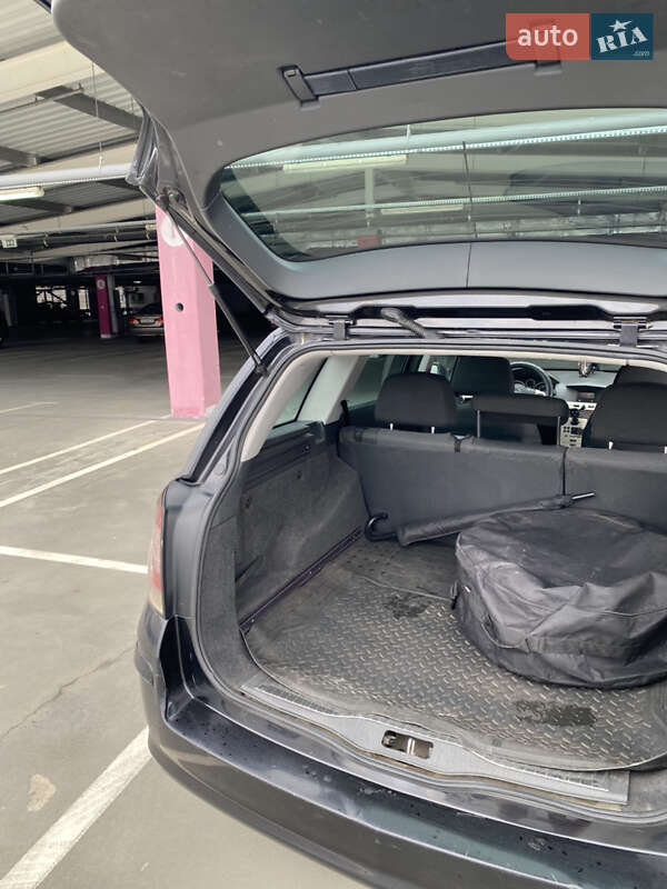 Универсал Opel Astra 2008 в Киеве